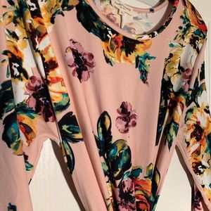 Sweet Pea Pink and floral swing dress w/ pockets!